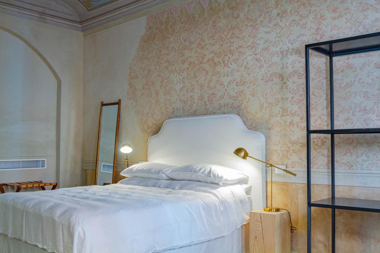 Palazzo Glori 6 Hotel เกรโมนา ภายนอก รูปภาพ